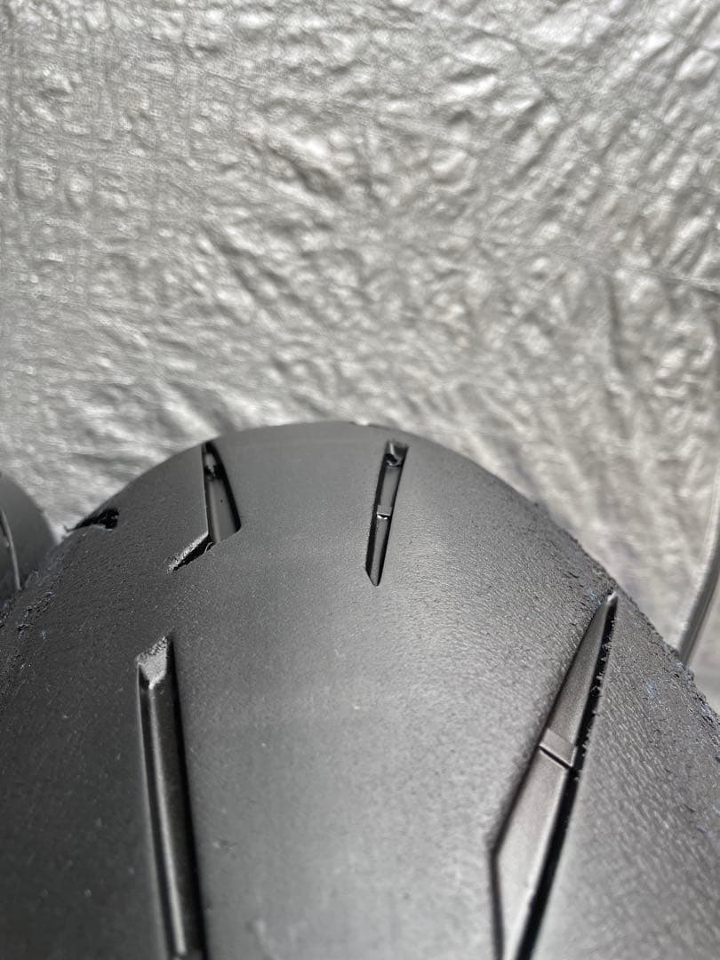 バリ溝！ピレリーディアブロロッソⅣ 前後セット