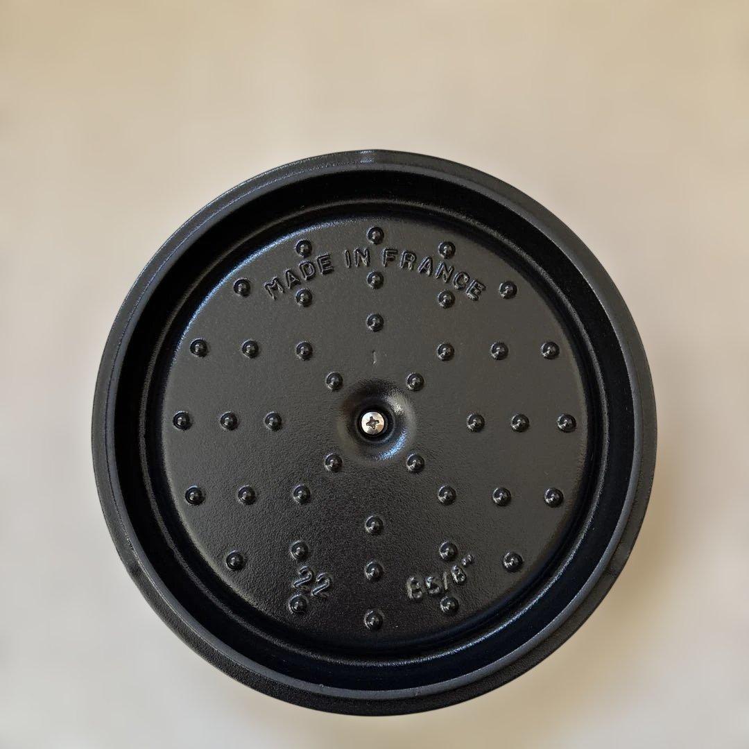 STAUBストウブ　ピコ・ココット・ラウンド22cm