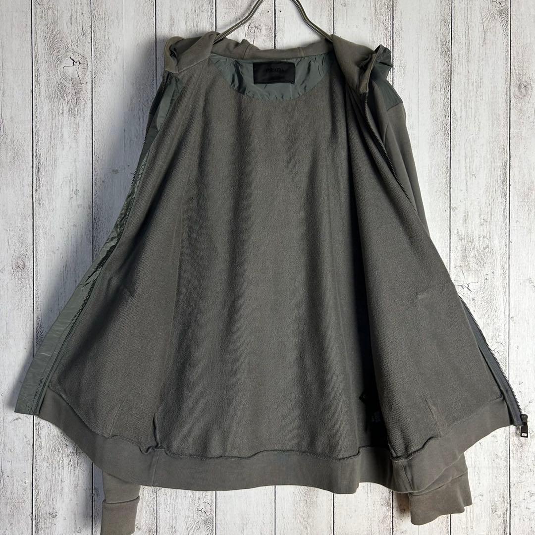 5964【希少XXLサイズ】プラダ‪☆三角ロゴ入りジップパーカー ナイロン切替