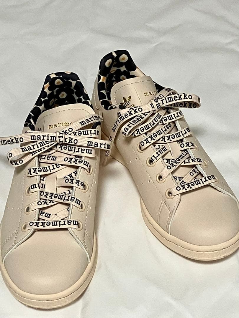 再々お値下げ！新品　マリメッコ　スタンスミス GX8847　adidas