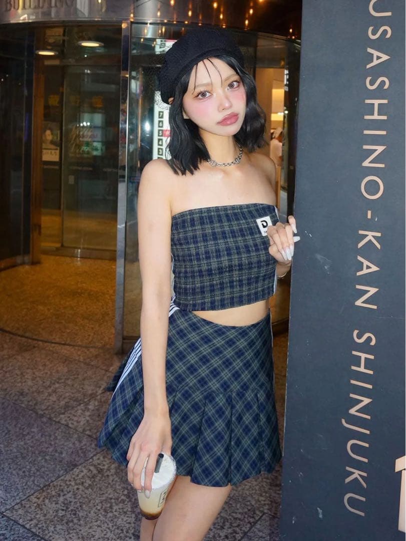 新品タグ付き ダーリッチ リメイクライクチェックベアトップ グリーン