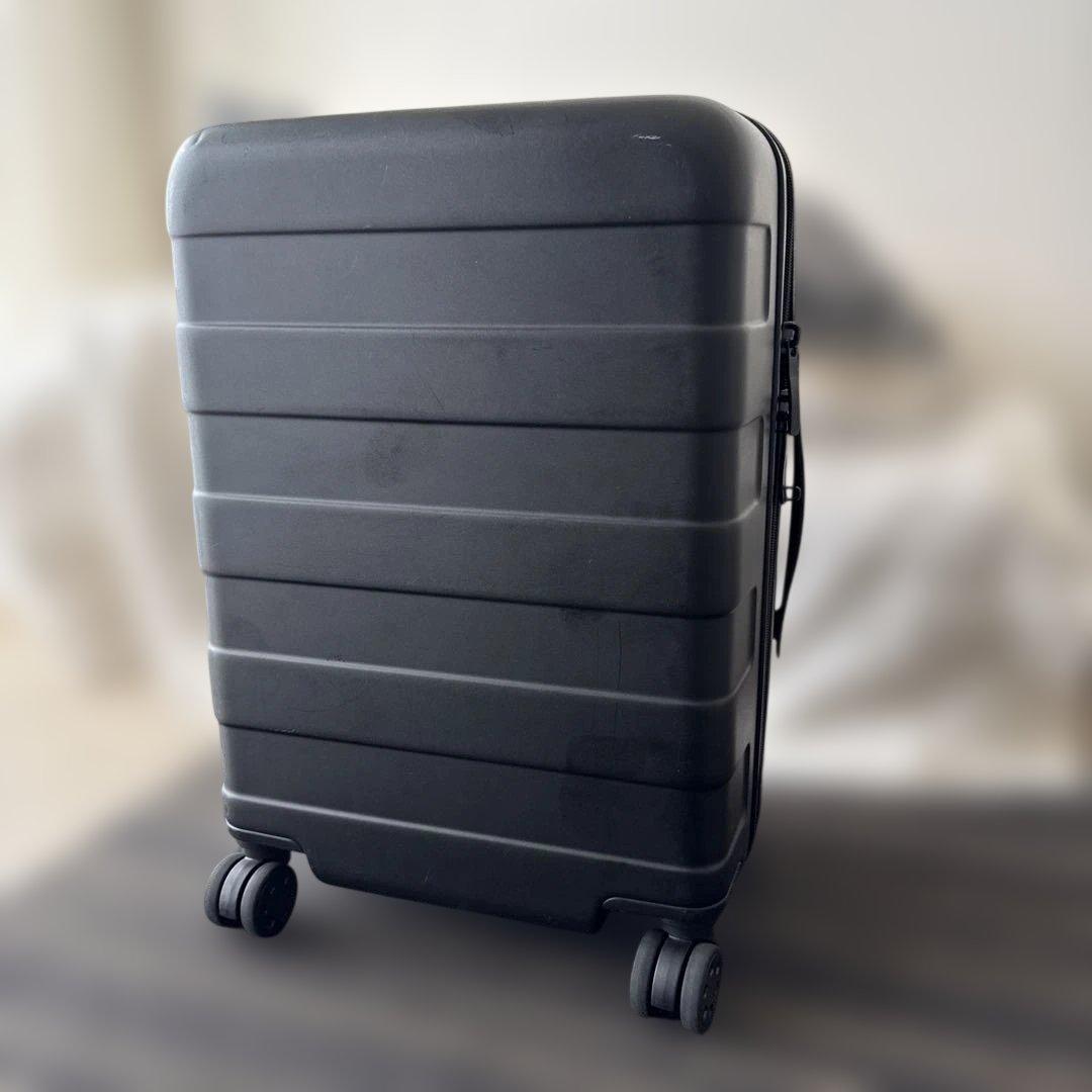無印良品　スーツケース　キャスターケース　ハード　ブラック　36リットル