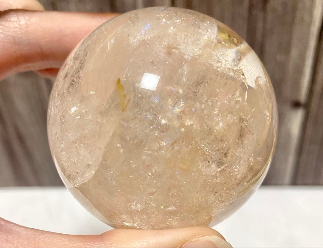 ピンククォーツ（ピンクアゼツライト）スフィア 台座付き