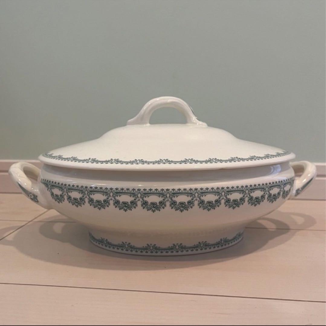 BOCHcarlottaアンティーク 蓋付きスーピエール