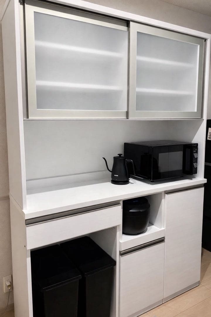 ニトリ　キッチンボード　食器棚　ラガーレ　幅140cm 白