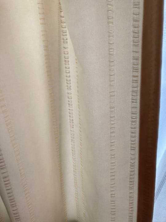 エレガント光沢ベージュ　カーテン・レースカーテンセット　200×145