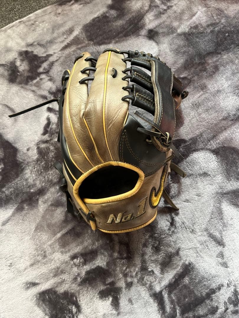 NIKE外野用硬式グラブ