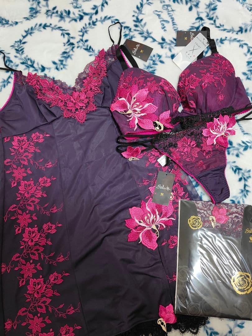 Salute 93マリーアントワネットブラソング×スリップ×ガーターストッキング