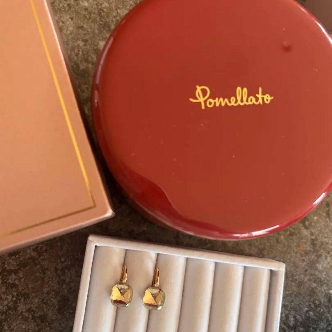 Pomellato ポメラートヌード クラシック ピアス ホワイトトパーズ