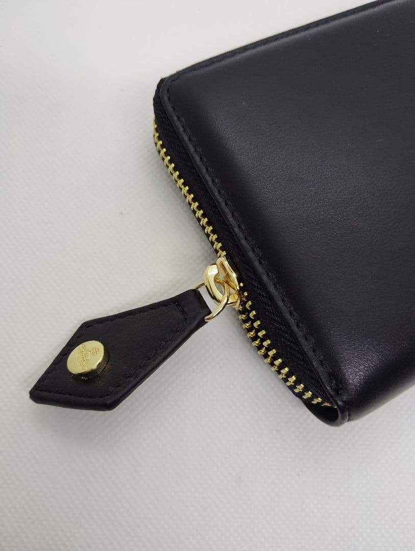 12/12までの特価！箱付き新品ヴィヴィアンウエストウッド黒 長財布紙袋なし