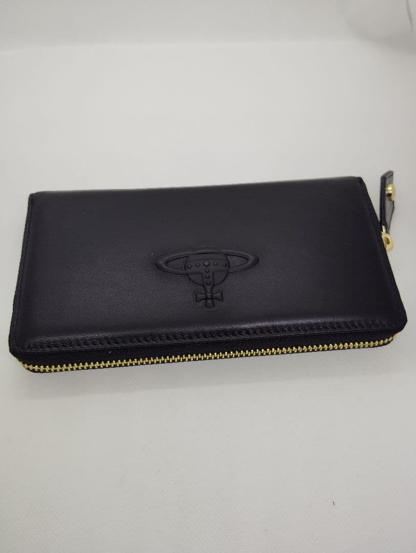 12/12までの特価！箱付き新品ヴィヴィアンウエストウッド黒 長財布紙袋なし