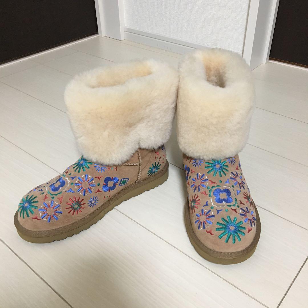 UGG 花柄刺繍 限定品 新品未使用