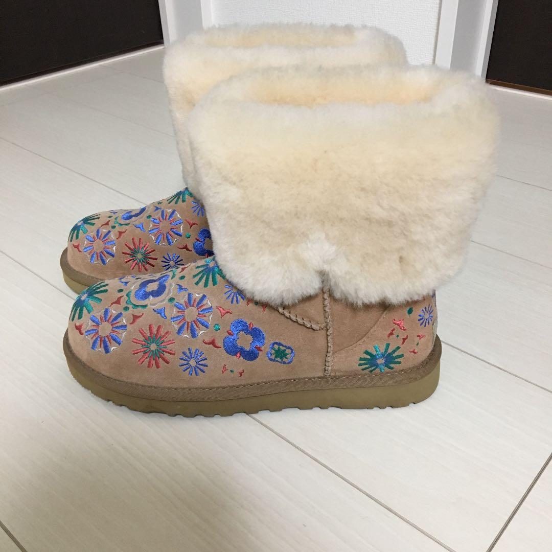 UGG 花柄刺繍 限定品 新品未使用