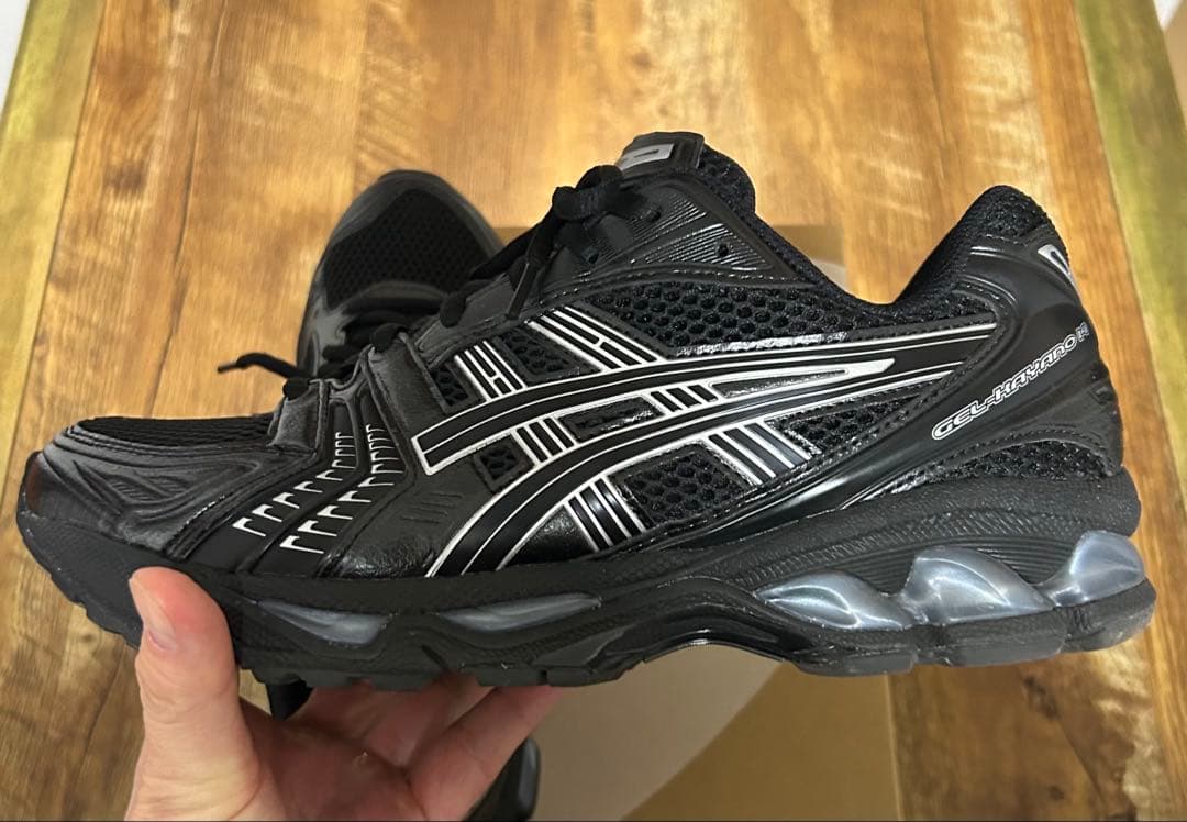 ASICS GEL-KAYANO 14 ブラック