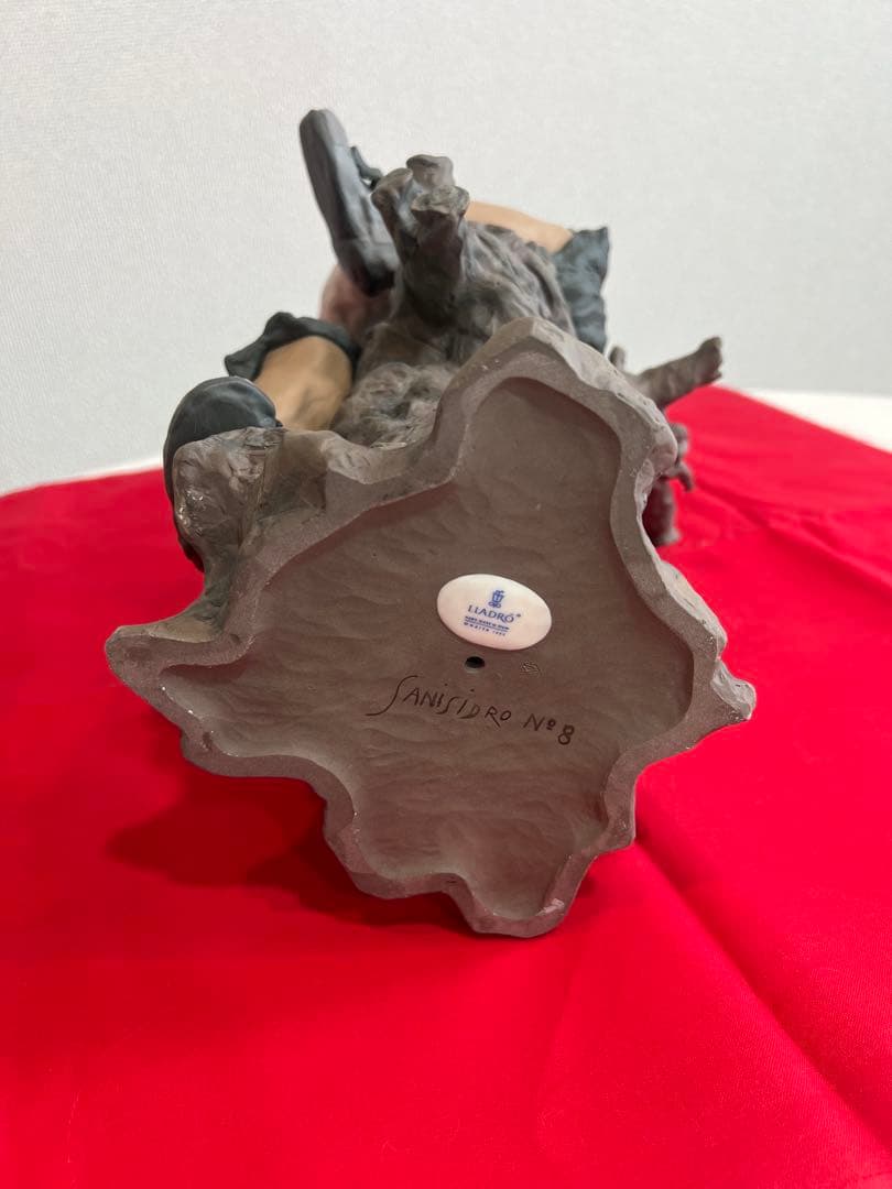 リヤドロ　木登り