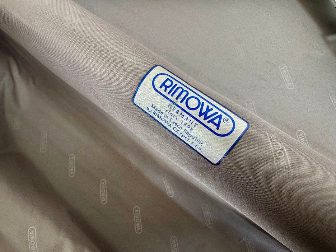 RIMOWA SALSA 32リットル ブラックキャリーケース