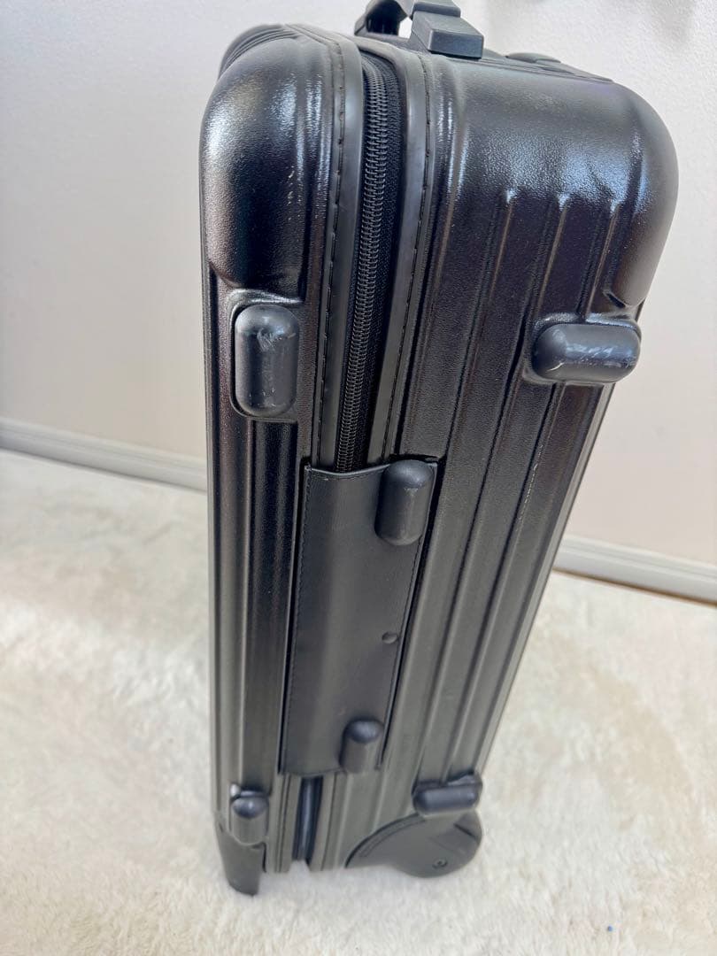 RIMOWA SALSA 32リットル ブラックキャリーケース