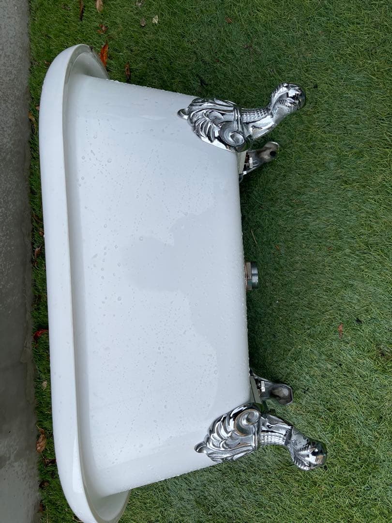 猫脚 バスタブ ホワイト 可愛い　値下げ可　　ベビー　赤ちゃん　犬