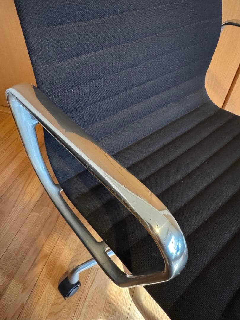 【正規】【ヴィンテージ】ハーマンミラー　イームズ　アルミナムチェア