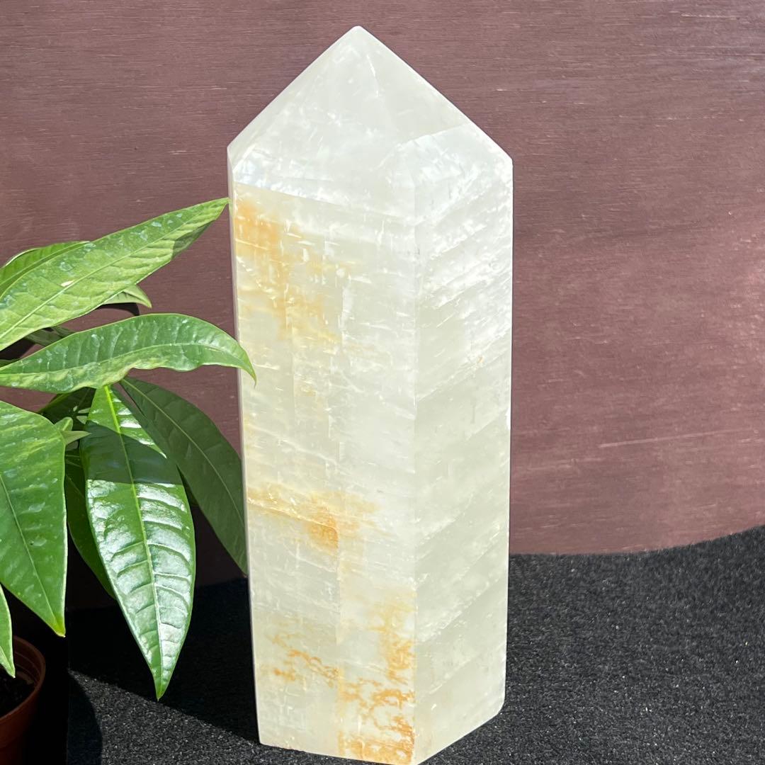 特大！ ほんのりグリーン カルサイト 六角柱 ポイント 天然石 パワーストーン