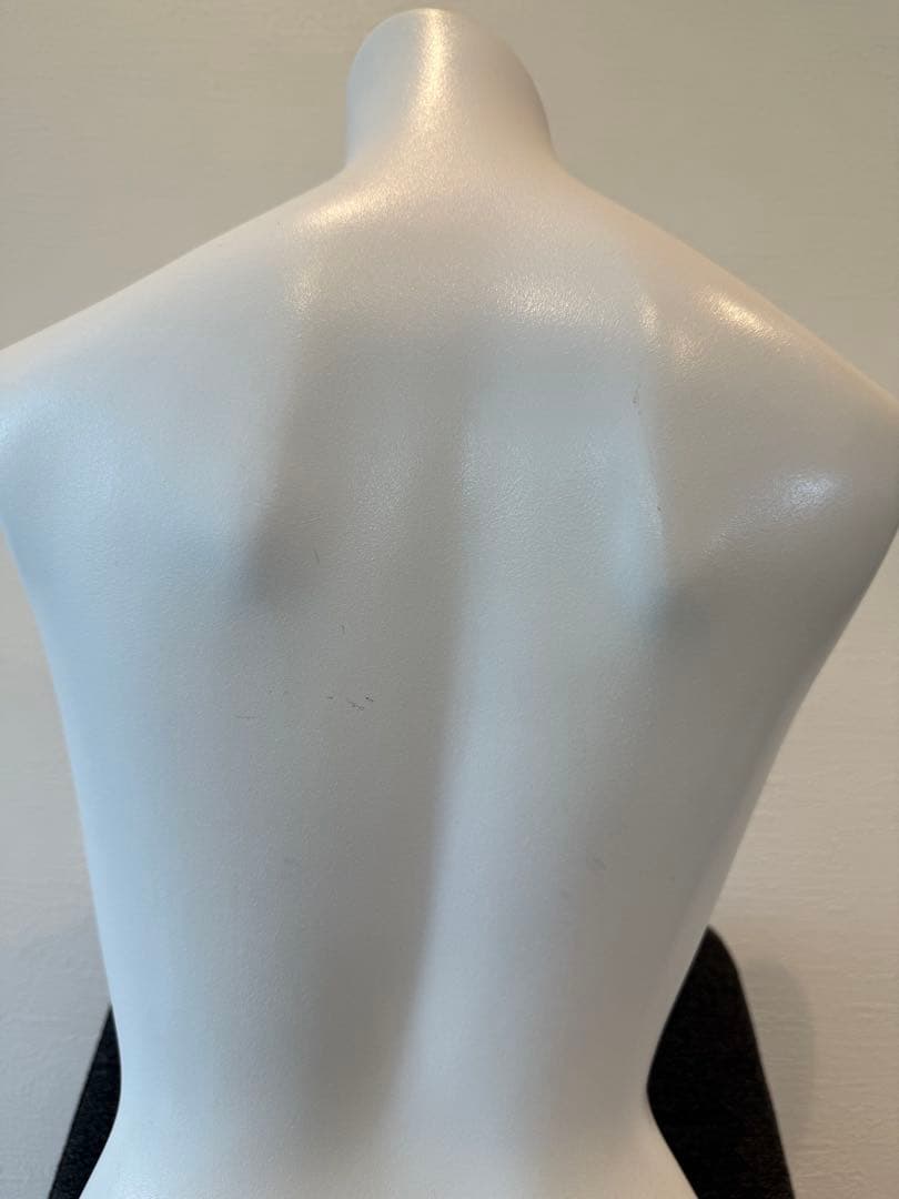 卓上トルソー 女性 上半身 ホワイト