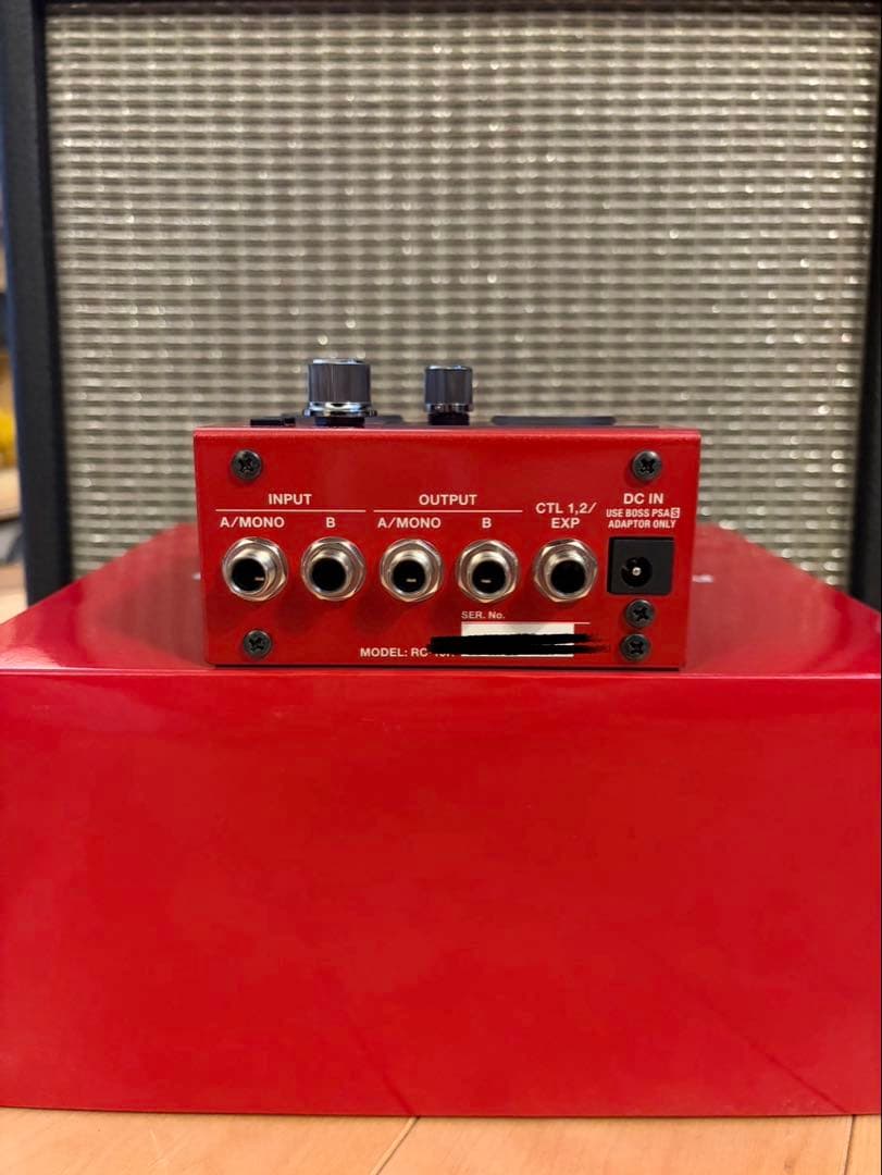 BOSS RC-10R　Rhythm Loop Station 未使用品！