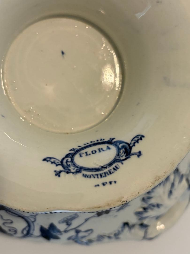 クレイユモントロー　FLORA アンティークスーピエール　フランス