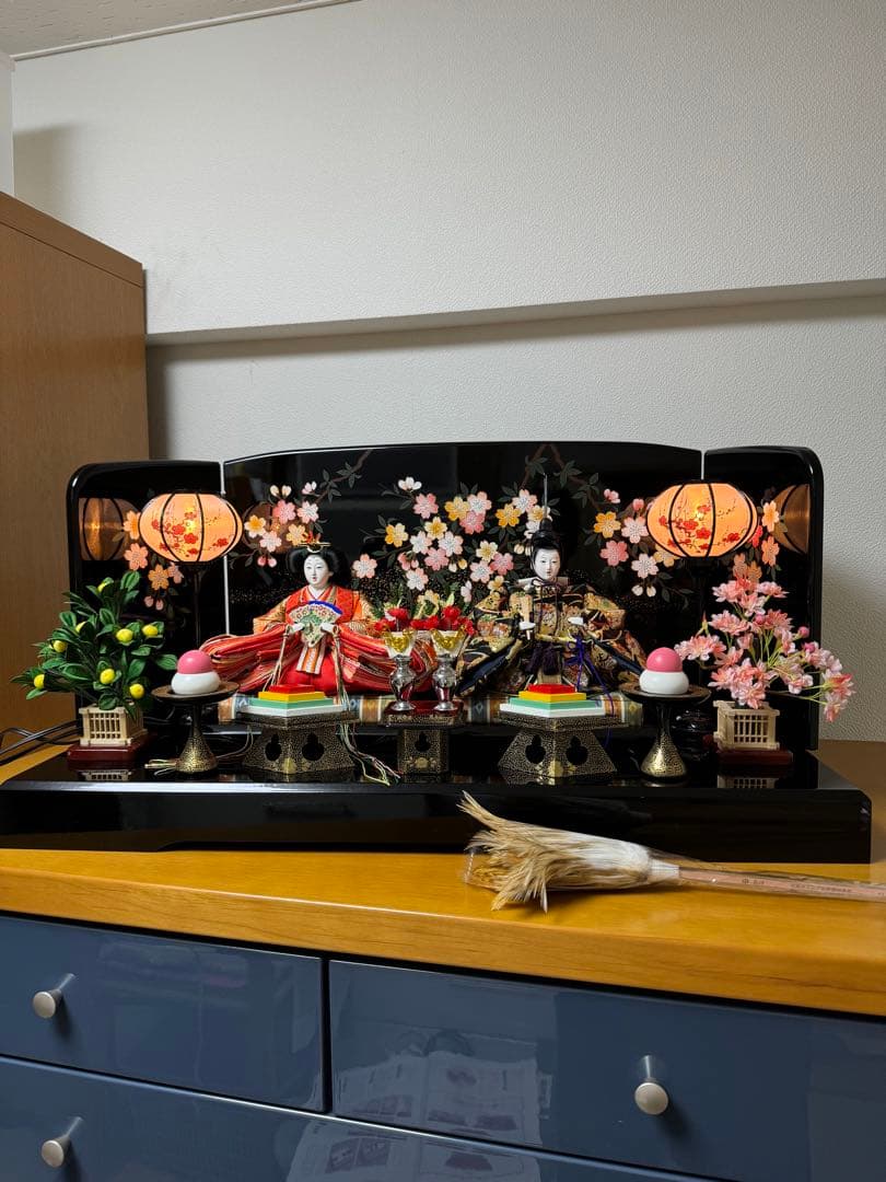 【雛人形・ひな祭り】人形の島津/20年保証の匠の逸品/美品《飾り台・屏風・小物》