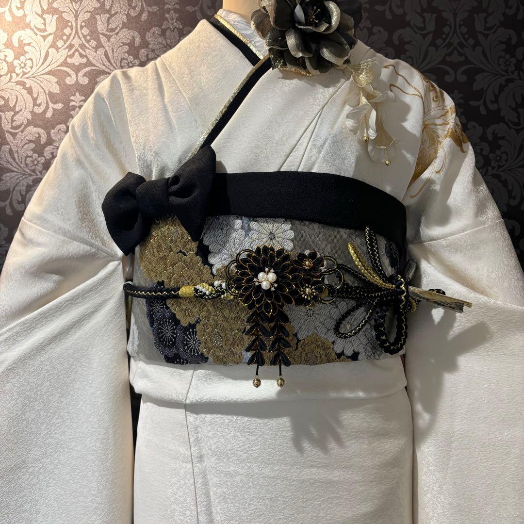 美品　白地　大柄　染分け　金彩　逸品　振袖　フルセット 振り袖