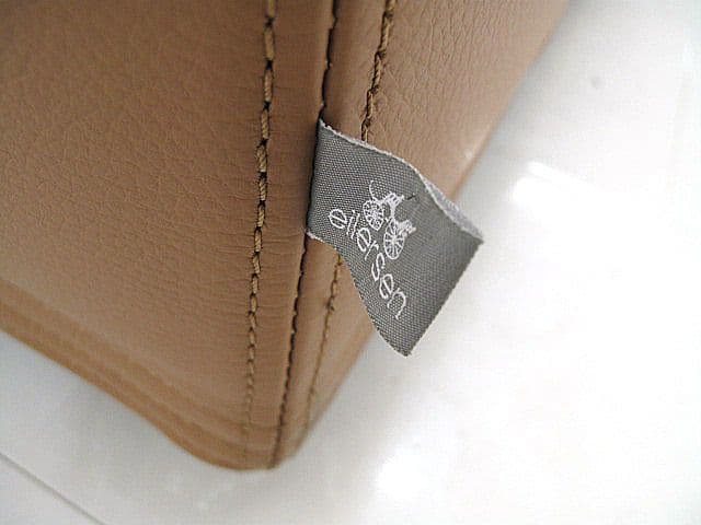 展示品 アイラーセン「ベースライン」本革カウチソファ　　シェーズロング　約50万