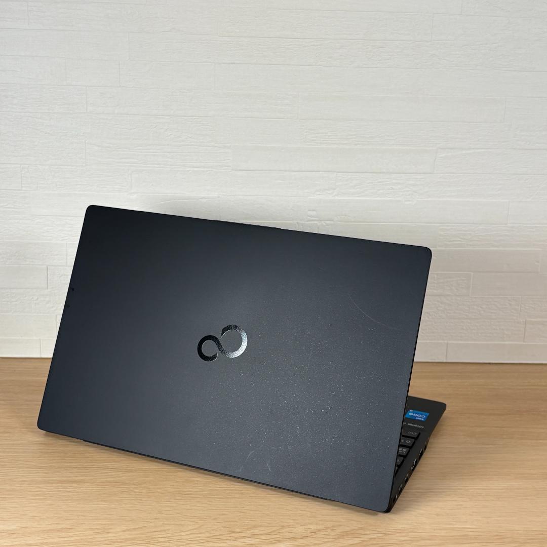 富士通　11世代i5　ノートパソコン　Windows11　ハイエンド　AI　09