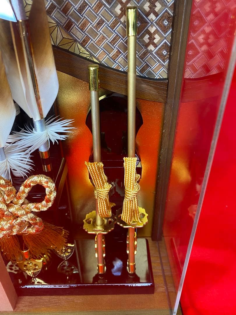 幹山作　壁掛け　破魔弓　焼桐アクリルケース・間口約１８×奥行約9,5×高約２６㎝