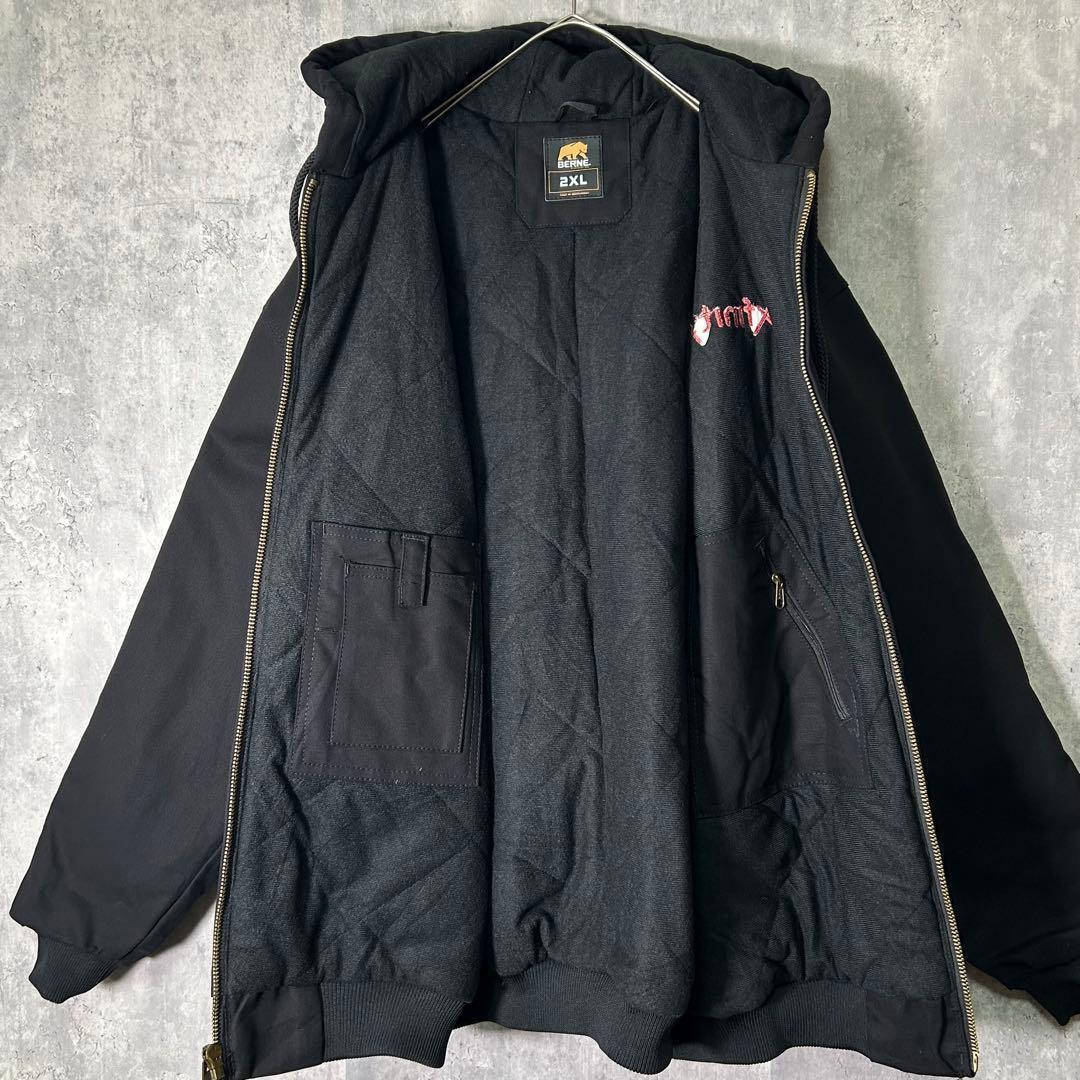 激渋 ダック アクティブ ジャケット パーカー 黒 刺繍 USA企業 ロゴ 美品