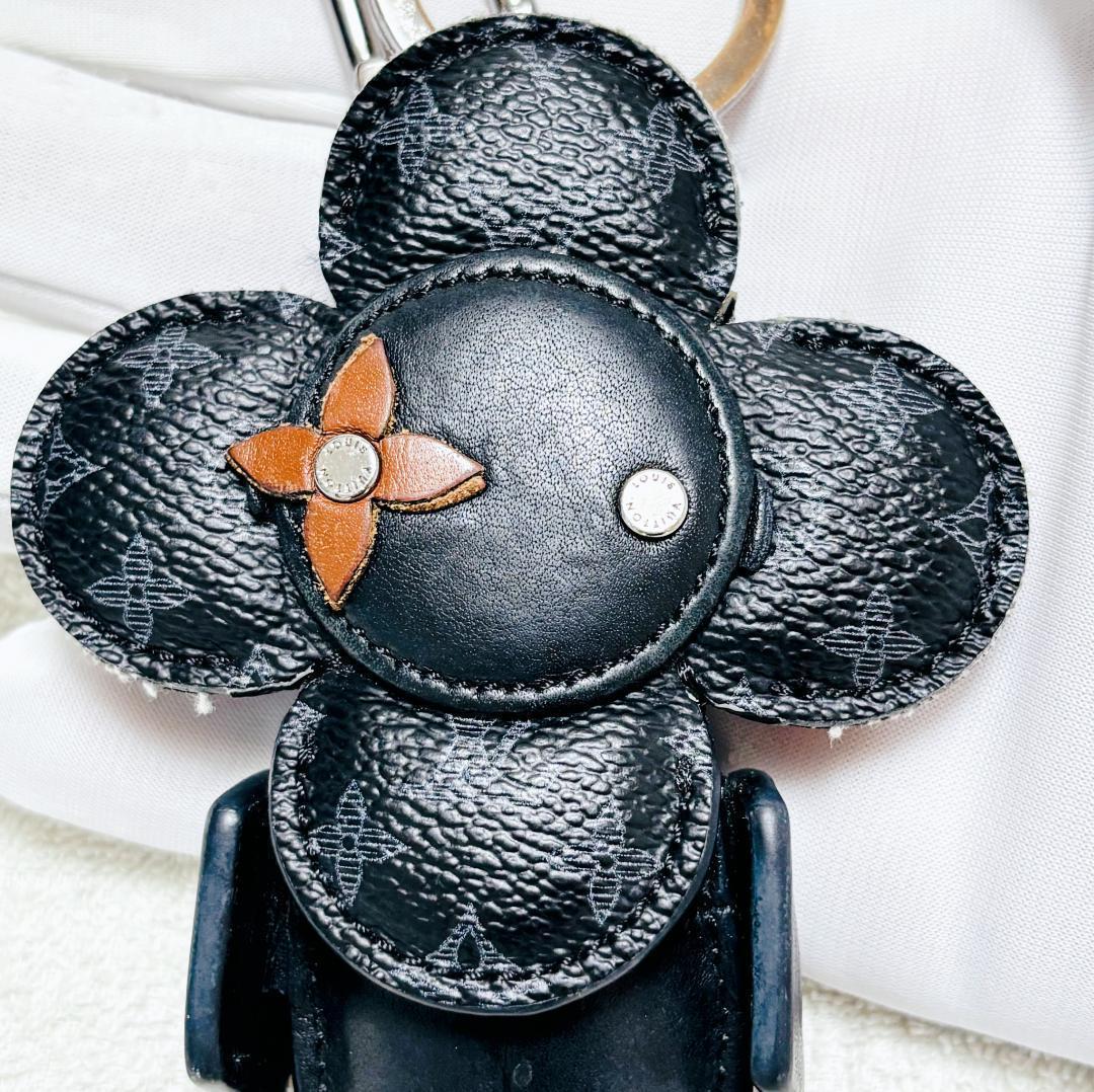 【レア】ルイヴィトン チャーム MP1998 モノグラム ブラック 花 フラワー