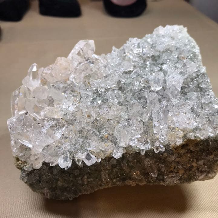 マニハール産水晶　1763グラム