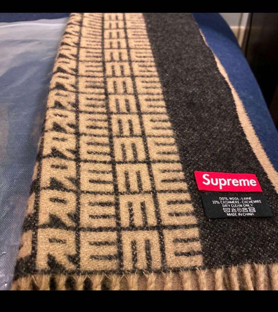 小物 Supreme Logo Repeat Scarf Tan