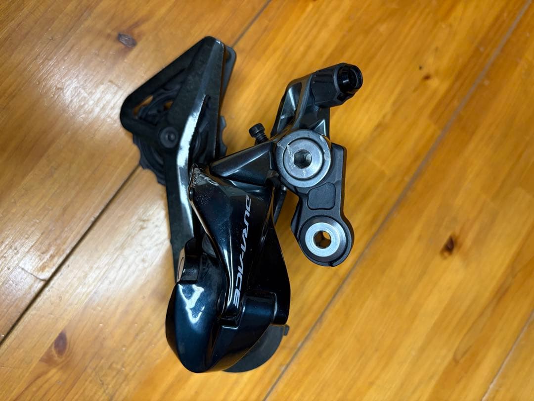 Shimano Dura-Ace RD-R9100リアディレイラー