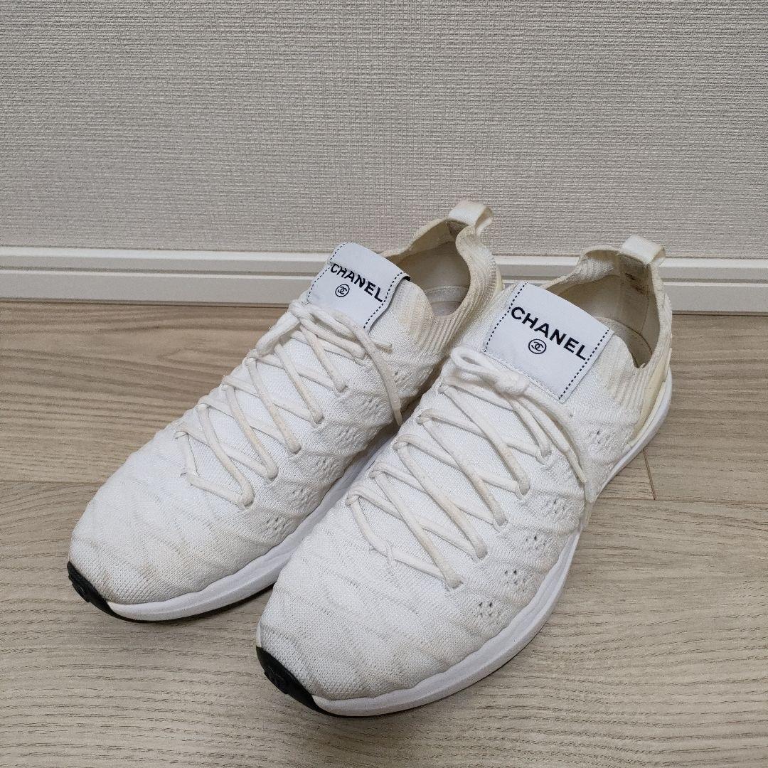 シャネル　スニーカー　CHANEL 39