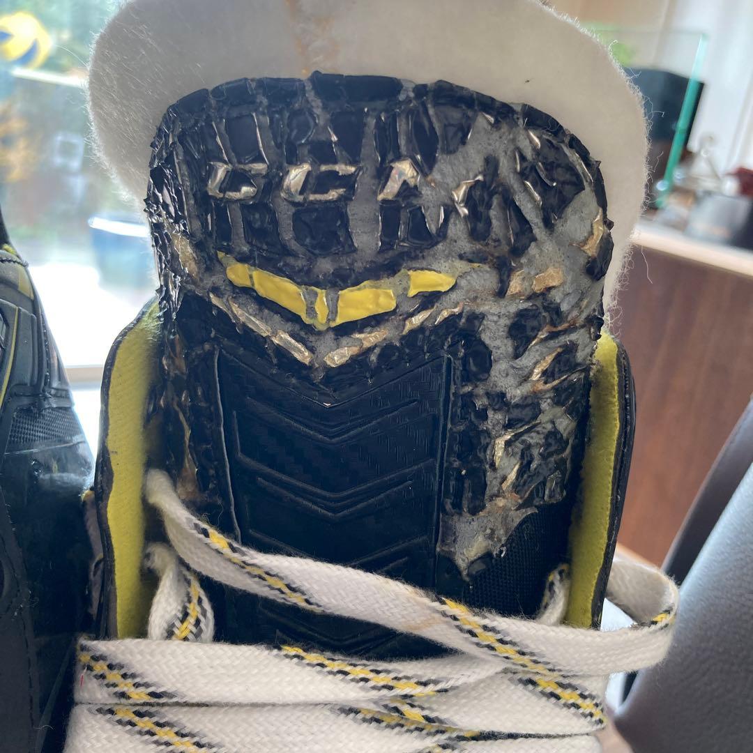 アイスホッケーシューズ