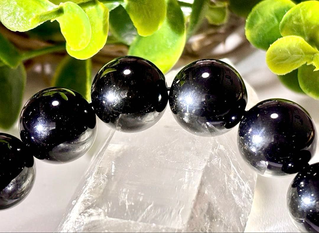 ゆかりん様　神の秘境から舞い降りし破邪最強の守護石　幻のシャングリラ産モリオン