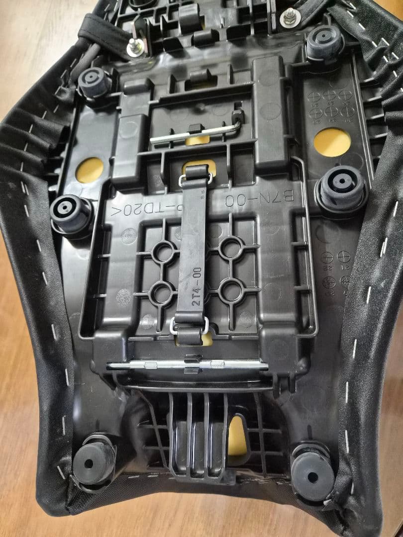 ヤマハ MT-09 ワイズギア コンフォートシート(～’23)