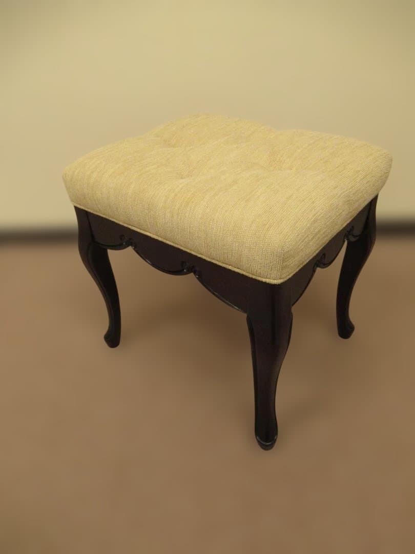 クラシック ベージュファブリックスツール