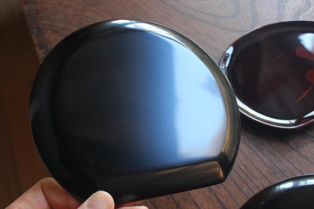 デッドストック！極上白檀蔦蒔絵の映える半月形銘々皿5点（検輪島塗お皿小皿菓子皿