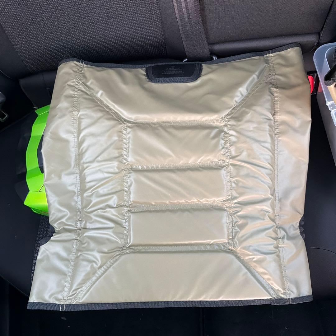 アッソブローバーチェア⭐︎ハイバック、カーキ⭐︎シート、肘掛けのみ