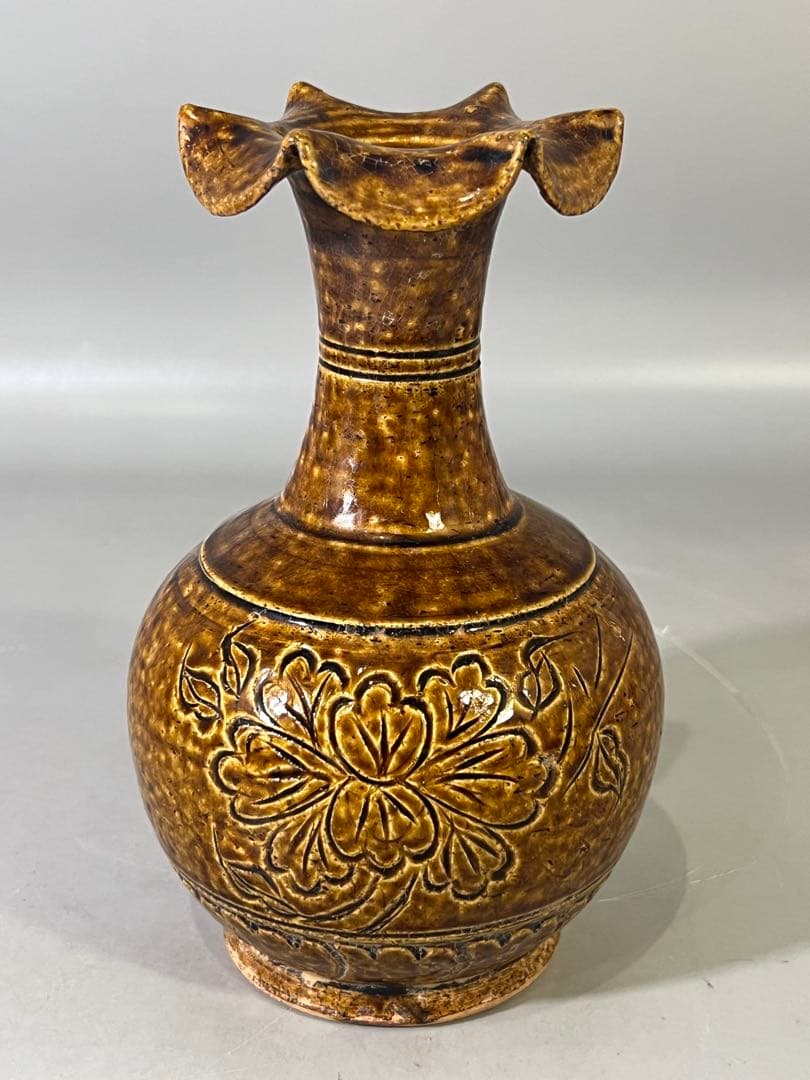 DT732 中国 飴釉 瓶