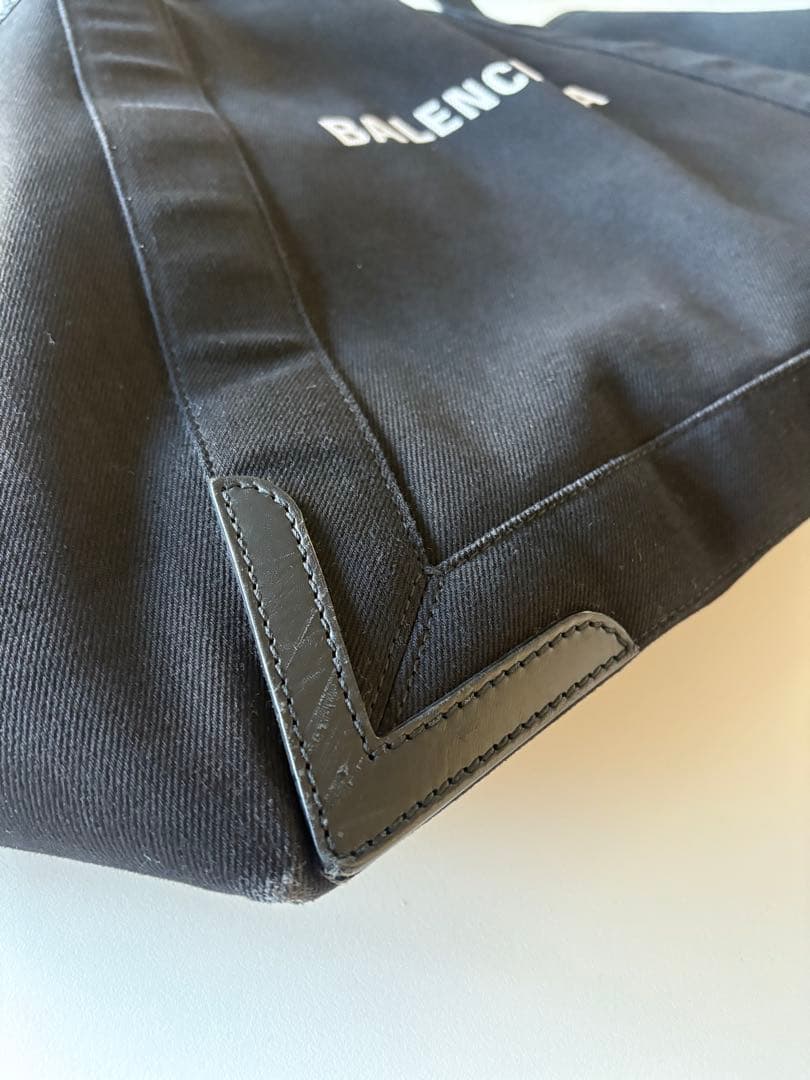 大きいサイズ　BALENCIAGA ブラック トートバッグ