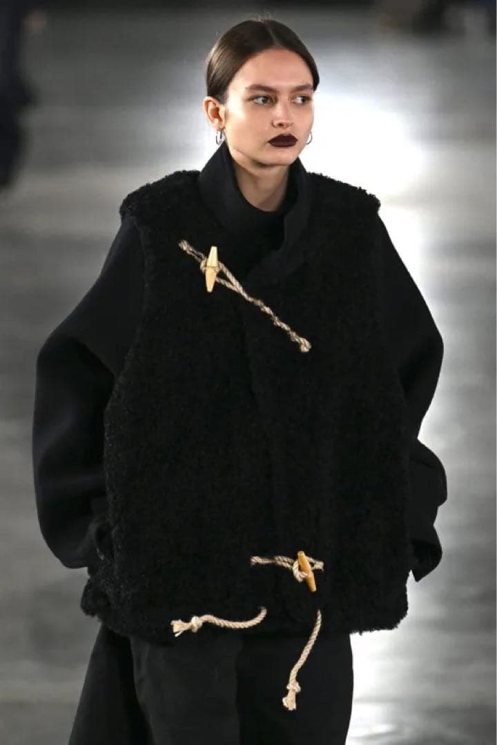 25AW ハイクHYKE ★新品★ダブルフェイス ダッフルコート ボアブラック2