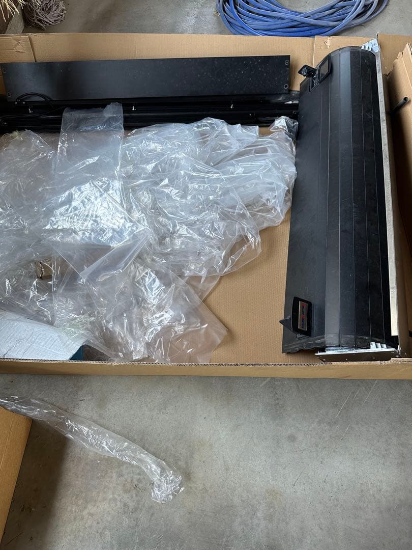 おふまる　三菱　新型トライトンGSR用シャッター鍵付き　MDF製