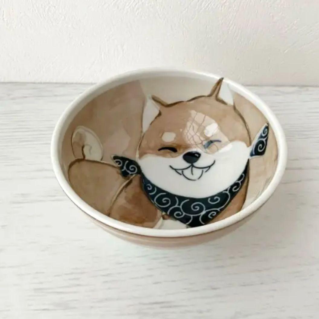新品　日本製　笑いぬ　軽量茶碗　柴犬　ブラウン　犬
