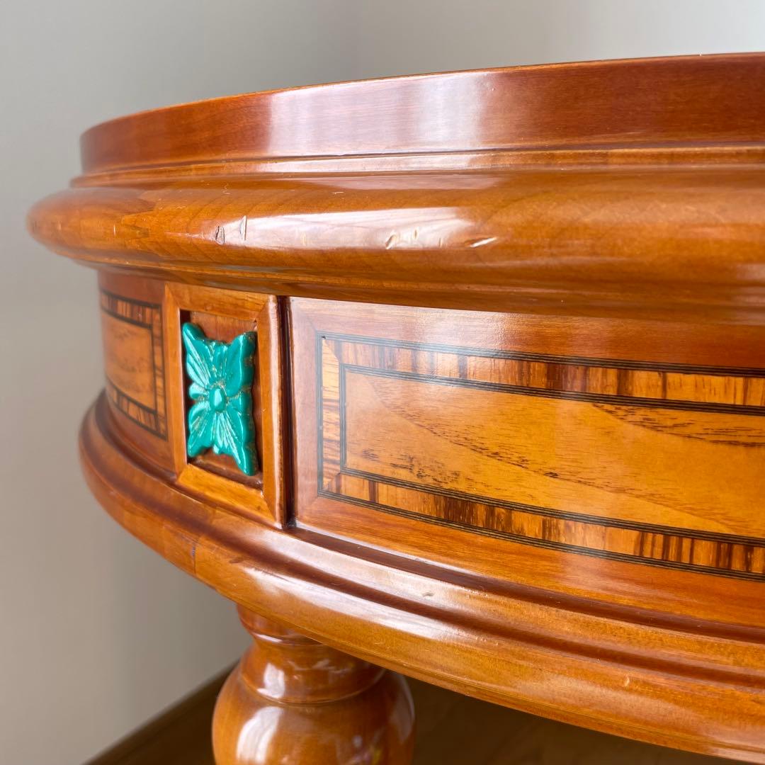 【アンティーク調】イタリア製　象嵌装飾　ラウンドテーブル